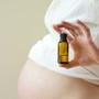 Aromaterapia e gravidanza si o no? Ma si possono usare gli oli essenziali in gravidanza?